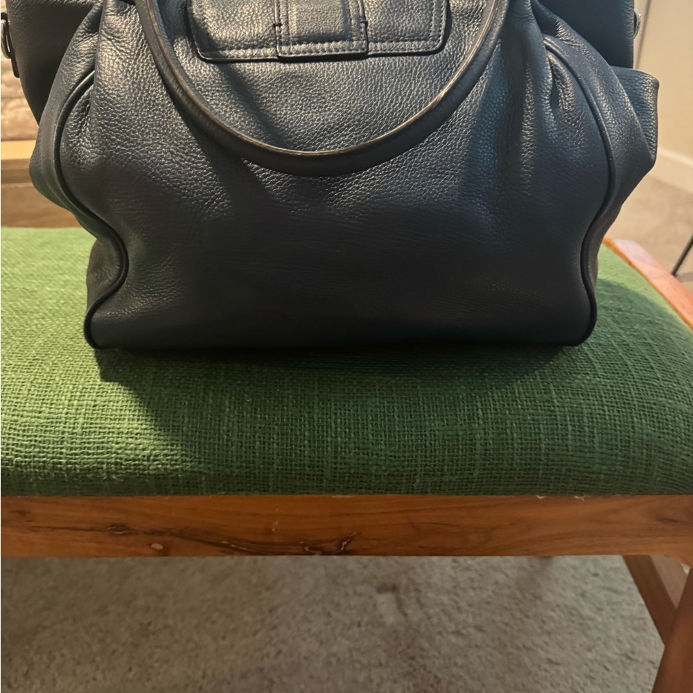 Michael Kors Navy Pebbled Leather Shoulder Bag with Silver Hardware - Picture 3 of 9